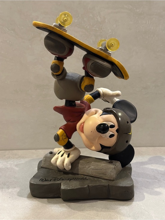 Disney Other - Walt Disney World Mickey Mouse Baseball Pitcher Bobblehead